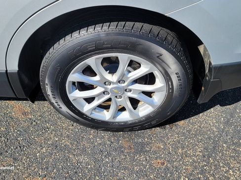 Used 2018 Chevrolet Equinox LT AWD/4WD image 8
