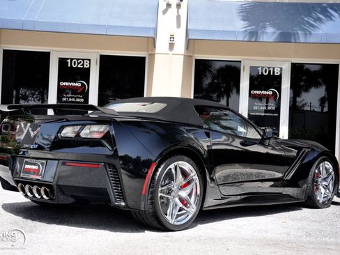 Used 2019 Chevrolet Corvette ZR1 RWD image 30