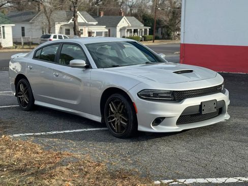 Used 2021 Dodge Charger GT RWD image 3