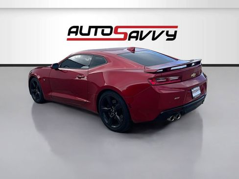 Used 2018 Chevrolet Camaro SS RWD image 5