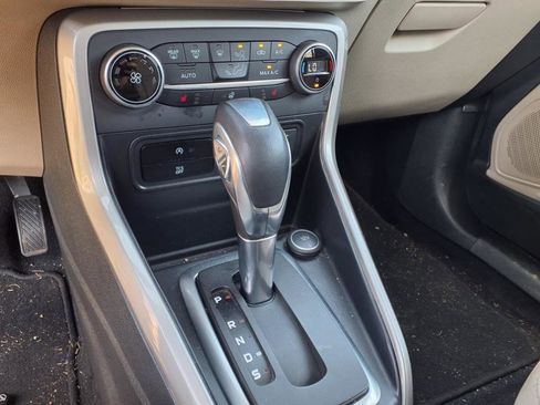 Used 2021 Ford EcoSport Titanium image 12