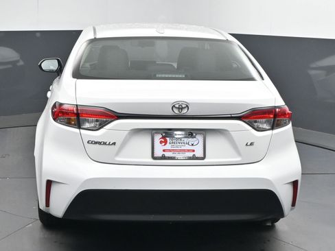 Certified 2024 Toyota Corolla LE image 7