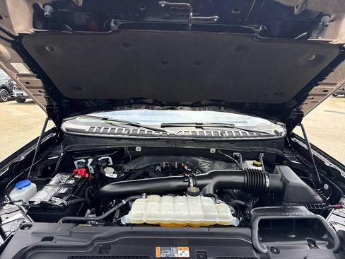 Used 2025 Ford Expedition Active RWD image 34