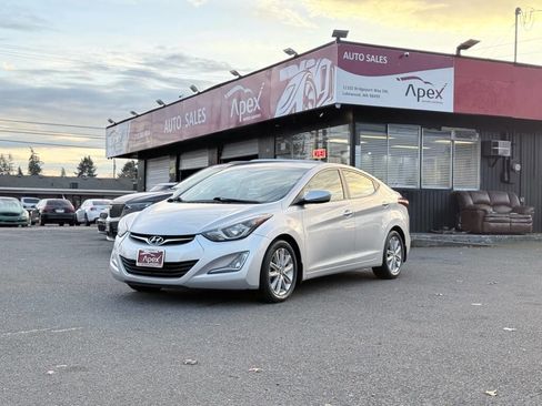 Used 2014 Hyundai Elantra SE w/ Option Group 02 image 2