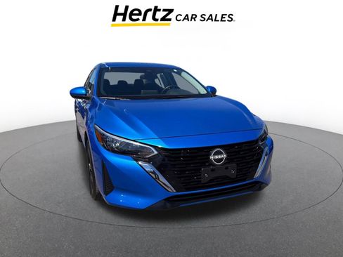 Used 2025 Nissan Sentra SV FWD image 1