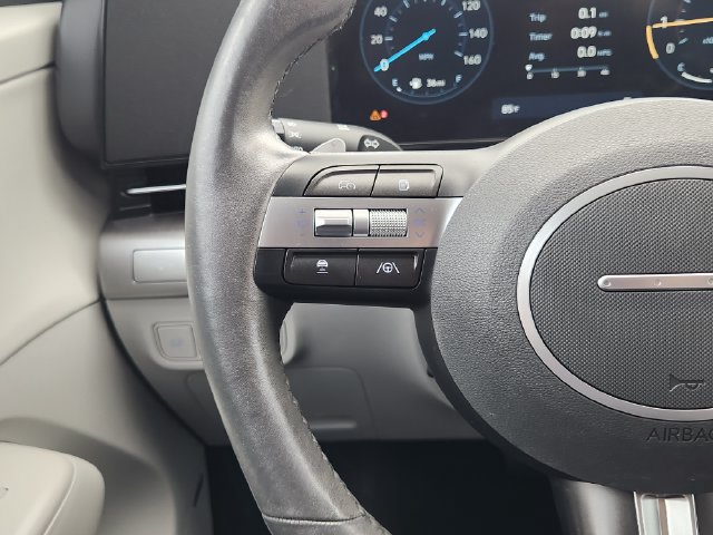 Used 2024 Hyundai Kona Limited FWD image 33