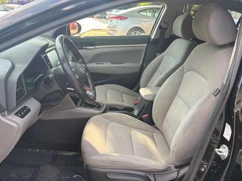 Used 2019 Hyundai Elantra Value Edition FWD image 13