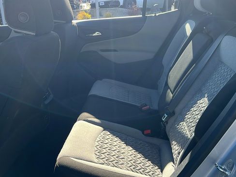 Used 2022 Chevrolet Equinox LT image 29