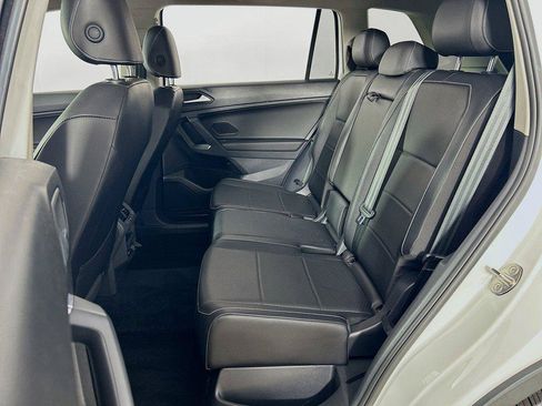 Certified 2021 Volkswagen Tiguan SE AWD/4WD image 23