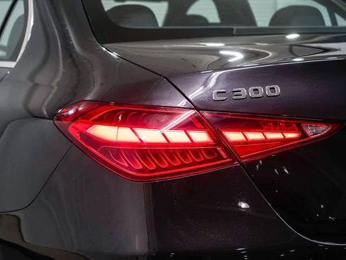 Used 2023 Mercedes-Benz C 300 Sedan image 9