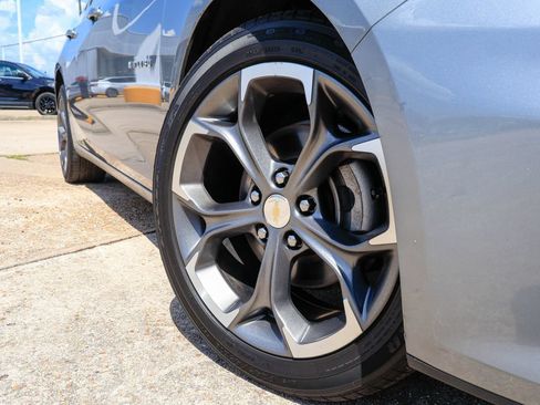 Used 2024 Chevrolet Malibu LT FWD image 27