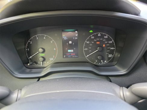 Certified 2025 Toyota Corolla LE image 31