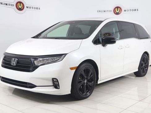 Used 2024 Honda Odyssey Sport image 5