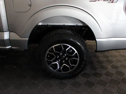 Used 2022 Ford F150 XLT w/ Equipment Group 302A High image 9