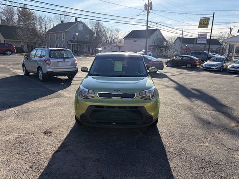 Used 2015 Kia Soul image 3