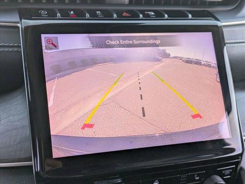 Used 2021 Jeep Grand Cherokee L Limited image 12