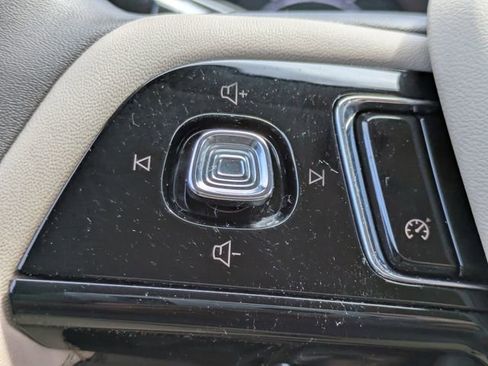 Certified 2022 Lincoln Corsair FWD w/ Equipment Group 101A image 25