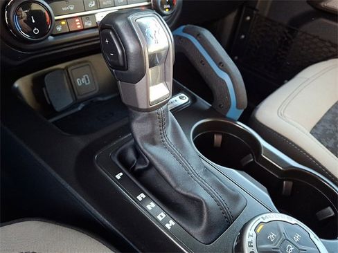 Used 2022 Ford Bronco Wildtrak image 14