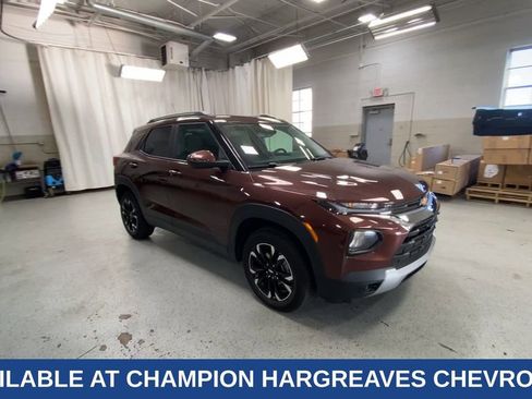 Used 2023 Chevrolet TrailBlazer LT w/ Convenience Package AWD/4WD image 7