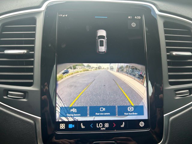 Certified 2025 Volvo XC90 B5 Core AWD/4WD image 24