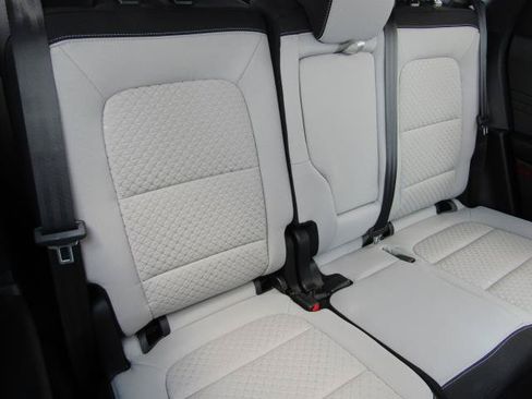 Used 2023 Ford Escape Active w/ Tech Pack #2 AWD/4WD image 10