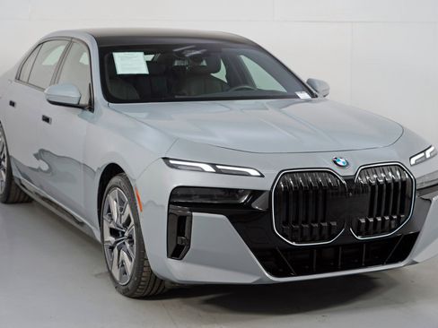 Used 2024 BMW 740i 740i w/ Premium Package 2 image 65