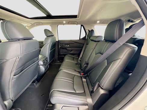 New 2026 Honda Pilot image 24