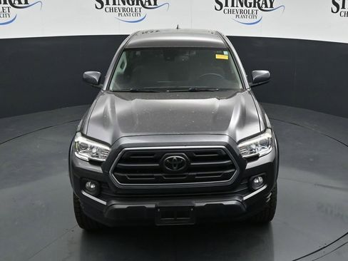 Used 2019 Toyota Tacoma SR5 RWD image 10
