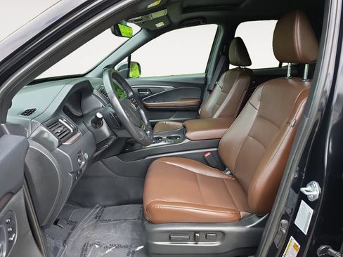 Used 2025 Honda Ridgeline RTL image 9
