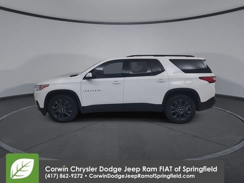 Used 2021 Chevrolet Traverse RS w/ LPO, Floor Liner Package FWD image 9