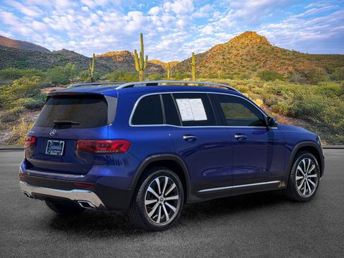 Used 2021 Mercedes-Benz GLB 250 image 4