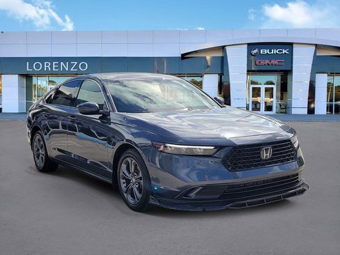 Used 2024 Honda Accord EX image 3