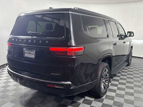 Used 2024 Jeep Wagoneer L Series II w/ Flexible Seating Group image 6