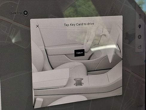 Used 2020 Tesla Model 3 Standard Range Plus RWD image 12