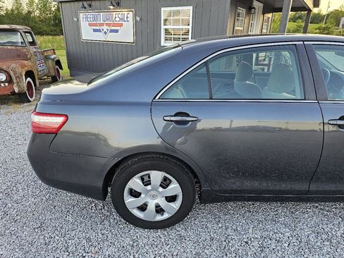 Used 2007 Toyota Camry LE image 8