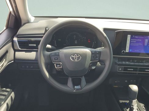 Certified 2025 Toyota Camry LE image 15