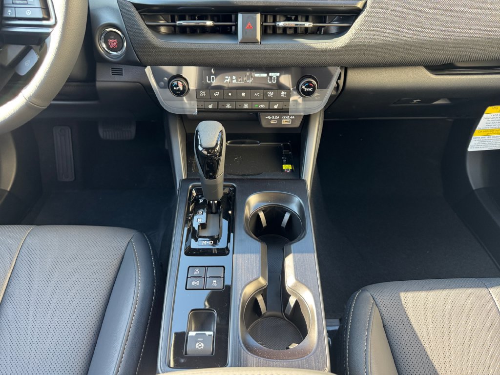 New 2026 Subaru Outback Limited AWD/4WD image 11