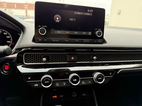 Used 2024 Honda Civic EX-L image 24