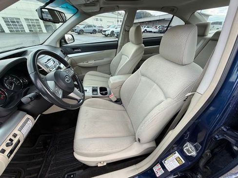 Used 2011 Subaru Legacy 2.5i Premium image 11