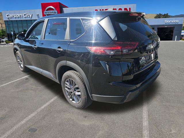 Used 2024 Nissan Rogue S AWD/4WD image 9