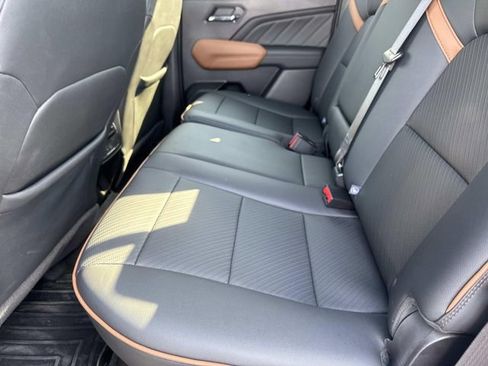 Used 2024 GMC Canyon AT4 w/ AT4 Premium Package image 13