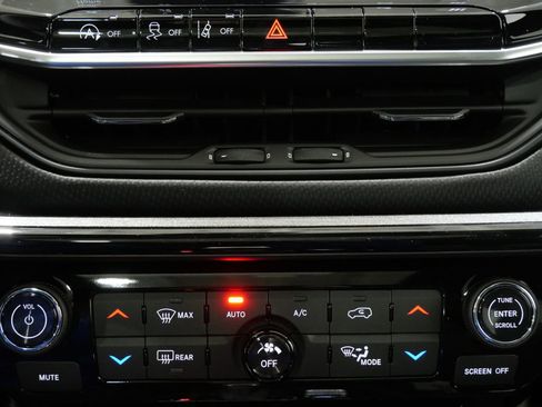 New 2026 Jeep Compass Latitude image 20