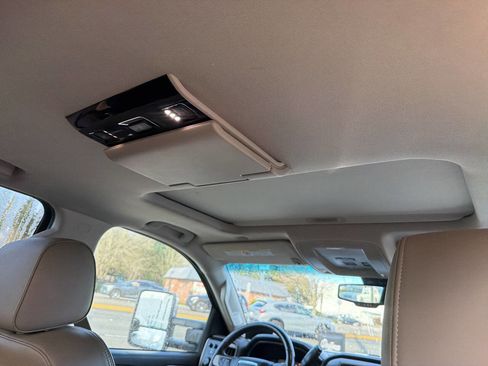 Used 2015 GMC Sierra 3500 Denali w/ Duramax Plus Package image 25