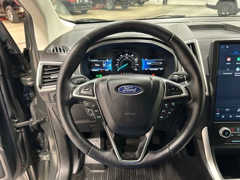 Certified 2024 Ford Edge SEL w/ Convenience Package AWD/4WD image 16