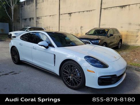 Used 2022 Porsche Panamera image 7