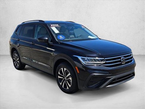 Certified 2022 Volkswagen Tiguan S FWD image 3