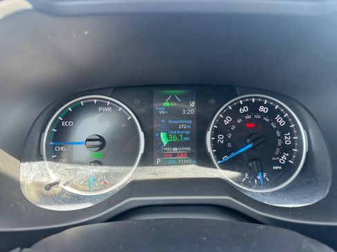 Used 2021 Toyota RAV4 LE AWD/4WD image 14