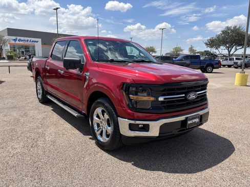 Certified 2024 Ford F150 XLT w/ Mobile Office Package RWD image 5