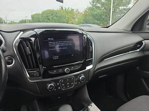 Used 2021 Chevrolet Traverse LT AWD/4WD image 20