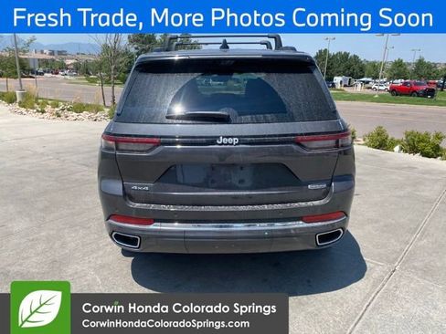 Used 2025 Jeep Grand Cherokee Overland w/ Luxury Tech Group IV AWD/4WD image 6